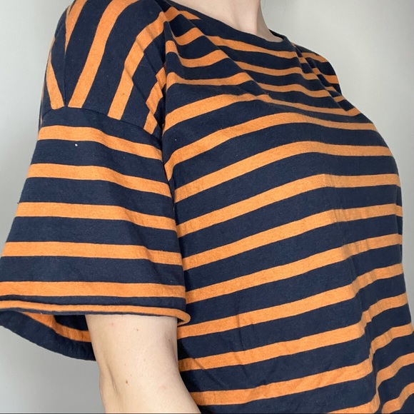 F21 Rolled Hem Boxy Crop Soft Tee - Picture 3 of 12